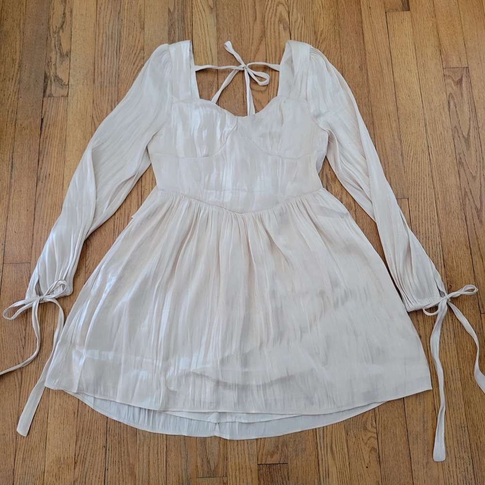 Lulus S Mini Babydoll Dress Shiny Champagne Gold Shimmer Pleated LIRENDA Glam